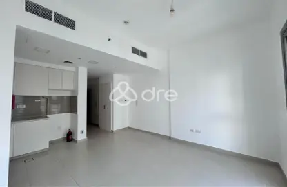 Apartment - 1 Bathroom for rent in Hayat Boulevard-1B - Hayat Boulevard - Town Square - Dubai