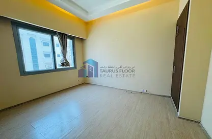 Apartment - 1 Bedroom - 1 Bathroom for rent in Makani Building - Al Muraqqabat - Deira - Dubai