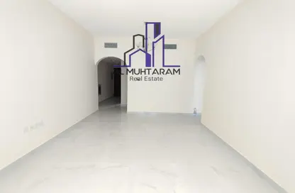 Apartment - 2 Bedrooms - 2 Bathrooms for rent in Al Hoor Building - Muwaileh Commercial - Sharjah