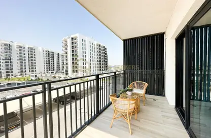 Apartment - 1 Bathroom for rent in Waters Edge - Yas Island - Abu Dhabi