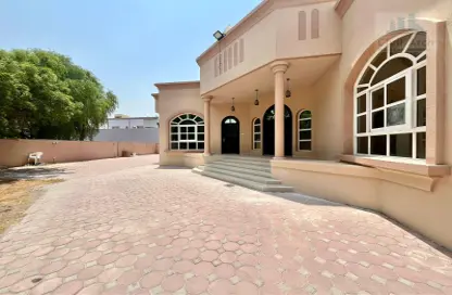 Villa - 3 Bedrooms - 5 Bathrooms for rent in Al Barsha 2 Villas - Al Barsha 2 - Al Barsha - Dubai