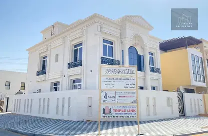 Villa - 5 Bedrooms - 7 Bathrooms for sale in Al Yasmeen 1 - Al Yasmeen - Ajman