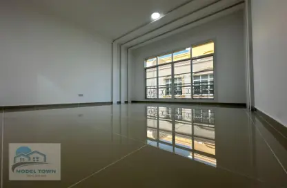 Apartment - 1 Bathroom for rent in Al Bateen Airport - Muroor Area - Abu Dhabi