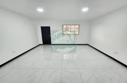 Apartment - 1 Bathroom for rent in Shakhbout City - Abu Dhabi