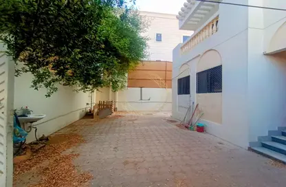 Villa - 4 Bedrooms - 4 Bathrooms for rent in Al Mraijeb - Al Jimi - Al Ain