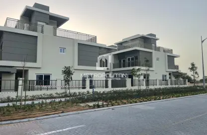 Townhouse - 4 Bedrooms - 3 Bathrooms for sale in Victoria 2 - Damac Hills 2 - Dubai