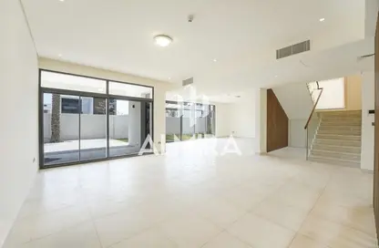 Villa - 4 Bedrooms - 6 Bathrooms for sale in West Yas - Yas Island - Abu Dhabi