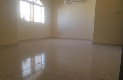 Apartment - 1 Bathroom for rent in Mohamed Bin Zayed City - Abu Dhabi