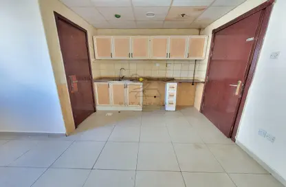 Apartment - 1 Bathroom for rent in Rolla Area - Sharjah