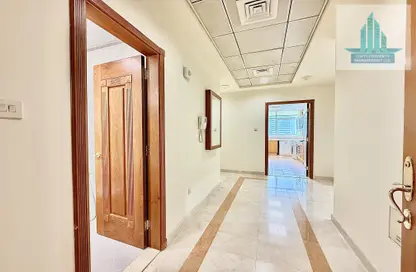 Apartment - 2 Bedrooms - 4 Bathrooms for rent in Al Najda Street - Abu Dhabi