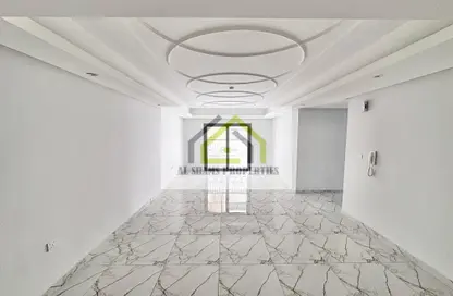 Apartment - 3 Bedrooms - 3 Bathrooms for rent in Muwaileh 29 Building - Muwaileh - Sharjah