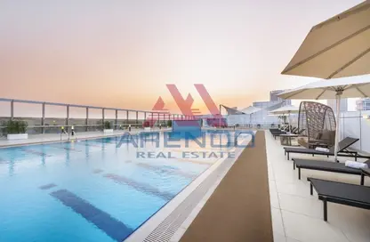صورة لـ حوض سباحة شقة - غرفة نوم - 2 حمامات للايجار في جولدن ساندز 14 - منخول - بر دبي - دبي ، صورة رقم 1