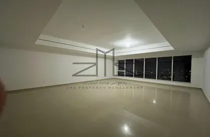 Apartment - 3 Bedrooms - 5 Bathrooms for rent in Sama Tower - Electra Street - Abu Dhabi