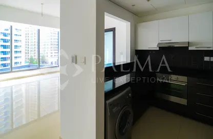 Apartment - 1 Bedroom - 2 Bathrooms for rent in Silverene Tower A - Silverene - Dubai Marina - Dubai