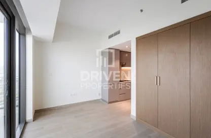 Apartment - 1 Bathroom for sale in Azizi Fawad Residence - Dubai Healthcare City - Dubai