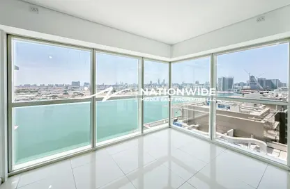 Apartment - 2 Bedrooms - 3 Bathrooms for rent in RAK Tower - Marina Square - Al Reem Island - Abu Dhabi