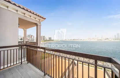 Townhouse - 3 Bedrooms - 5 Bathrooms for sale in Sur La Mer - La Mer - Jumeirah - Dubai