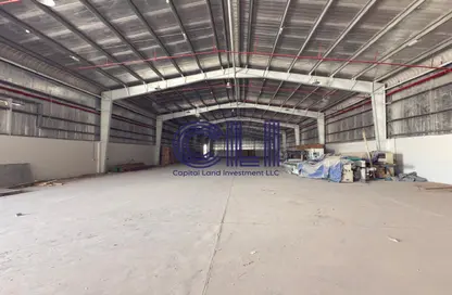 Warehouse - Studio - 6 Bathrooms for rent in Mussafah - Abu Dhabi