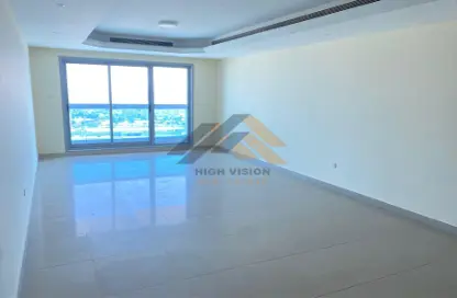 Apartment - 2 Bedrooms - 4 Bathrooms for rent in Corniche Tower - Ajman Corniche Road - Ajman