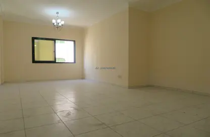 Empty Room image for: Apartment - 3 Bedrooms - 3 Bathrooms for rent in Mankhool - Bur Dubai - Dubai, Image 1
