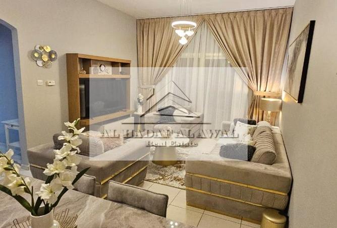 Apartment - 2 Bedrooms - 3 Bathrooms for rent in Al Khan Lagoon - Al Khan - Sharjah