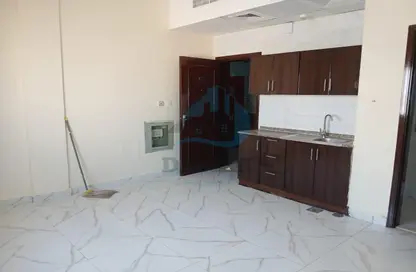 Apartment - 1 Bathroom for rent in Geepas Building 5 - Al Bustan - Ajman