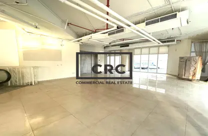 Retail - Studio - 4 Bathrooms for rent in Corniche Road - Abu Dhabi