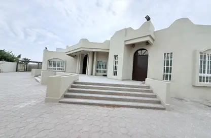 Villa - 4 Bedrooms - 6 Bathrooms for rent in Al Goaz - Wasit - Sharjah