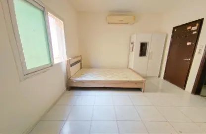 Apartment - 1 Bathroom for rent in Fire Station Road - Muwaileh - Sharjah