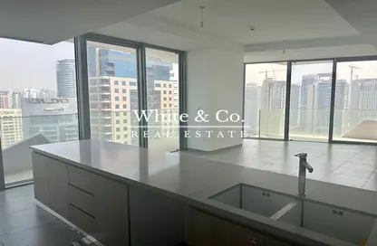 Apartment - 2 Bedrooms - 3 Bathrooms for rent in Stella Maris - Dubai Marina - Dubai