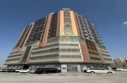 Apartment - 1 Bedroom - 2 Bathrooms for rent in Ajman Global City - Al Alia - Ajman