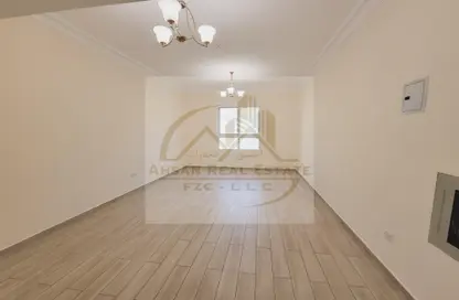 Apartment - 2 Bedrooms - 2 Bathrooms for rent in Muwaileh 3 Building - Muwaileh - Sharjah