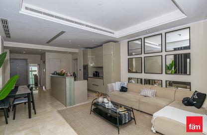 Apartment - 2 Bedrooms - 3 Bathrooms for sale in The 8 - The Crescent - Palm Jumeirah - Dubai