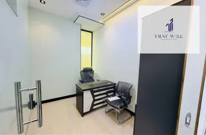 Office Space - Studio - 4 Bathrooms for rent in Dar Al Salam Building - Corniche Road - Abu Dhabi