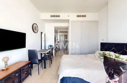 Apartment - 1 Bathroom for rent in Bloom Towers B - Bloom Towers - Jumeirah Village Circle - Dubai