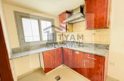 Apartment - 1 Bathroom for rent in Muwaileh 3 Building - Muwaileh - Sharjah