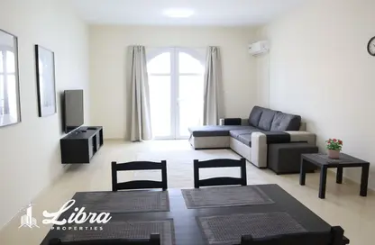 Apartment - 2 Bedrooms - 3 Bathrooms for rent in Autumn 2 - Seasons Community - Jumeirah Village Circle - Dubai