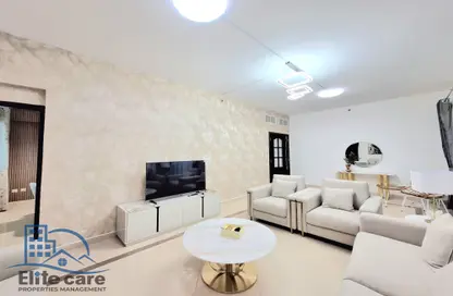 Apartment - 2 Bedrooms - 4 Bathrooms for rent in Al Nahyan Villa Compound - Al Nahyan Camp - Abu Dhabi