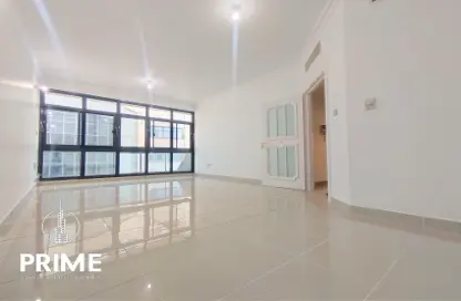 Apartment - 3 Bedrooms - 3 Bathrooms for rent in Saeed Mubarak Al Mansoori Building - Airport Road - Abu Dhabi