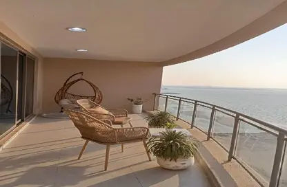 Apartment - 3 Bedrooms - 4 Bathrooms for sale in Sharjah 555 Tower - Al Khan Corniche - Al Khan - Sharjah