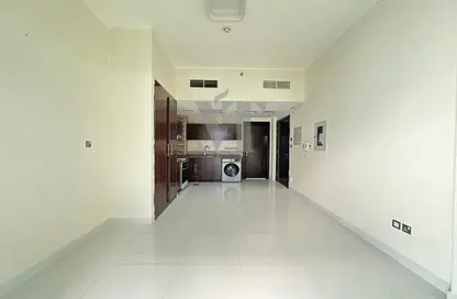 Apartment - 1 Bathroom for rent in Arabian Gate - Dubai Silicon Oasis - Dubai