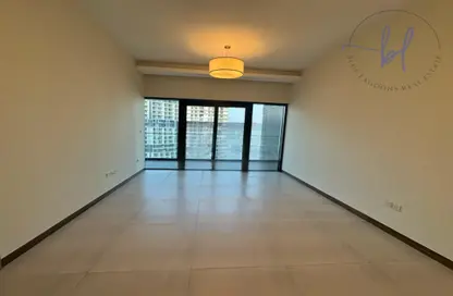 Apartment - 1 Bedroom - 2 Bathrooms for rent in SOL Bay - Business Bay - Dubai