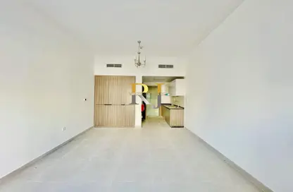 Apartment - 1 Bathroom for rent in Al Warsan 4 - Al Warsan - Dubai