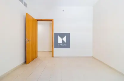 Apartment - 3 Bedrooms - 3 Bathrooms for rent in Mankhool - Bur Dubai - Dubai