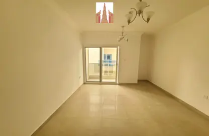 Apartment - 1 Bedroom - 2 Bathrooms for rent in Muwaileh Commercial - Sharjah