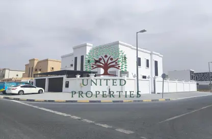 Villa - 4 Bedrooms - 6 Bathrooms for rent in Al Hooshi Villas - Hoshi - Al Badie - Sharjah