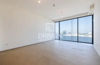 Apartment - 2 Bedrooms - 2 Bathrooms for sale in Creek Rise Tower 1 - Creek Rise - Dubai Creek Harbour (The Lagoons) - Dubai