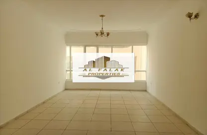 Apartment - 2 Bedrooms - 3 Bathrooms for rent in Manazil Tower 2 - Al Taawun Street - Al Taawun - Sharjah