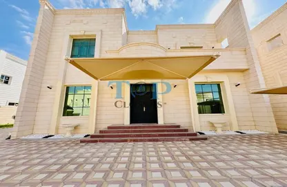 Villa - 5 Bedrooms - 7 Bathrooms for rent in Al Maqam - Al Ain