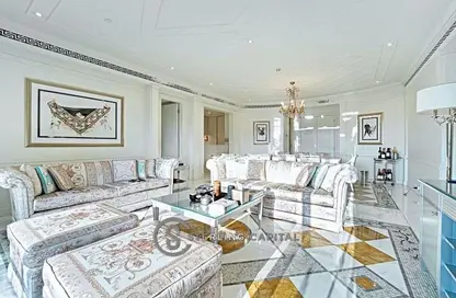 Apartment - 2 Bedrooms - 3 Bathrooms for rent in Palazzo Versace - Culture Village - Dubai